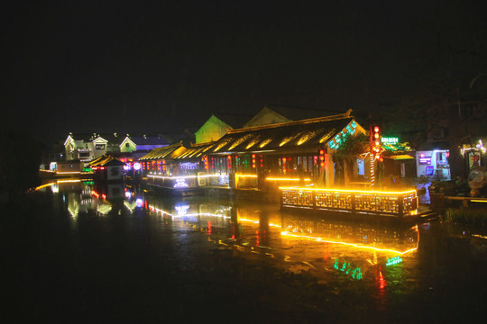 苏州同里古镇夜景