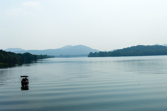 山水西湖