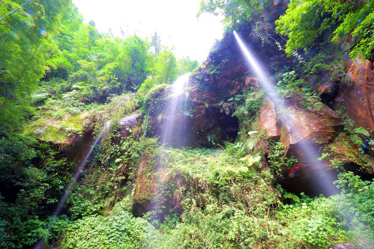 四川宜宾蜀南竹海瀑布墨溪