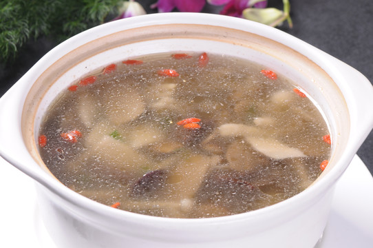 野菌海鲜汤