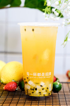 水果奶茶