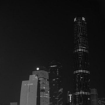 广州西塔夜景黑白照片