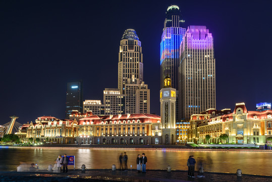 天津海河广场夜景