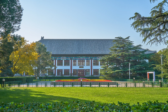 北京大学大雅堂