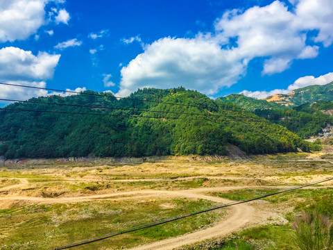 二龙山