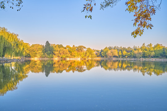 北京大学未名湖