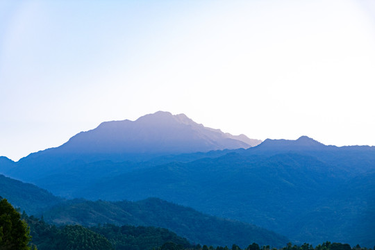 山峦