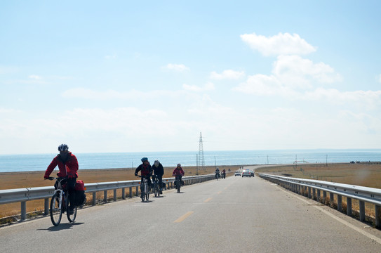 青海湖骑行