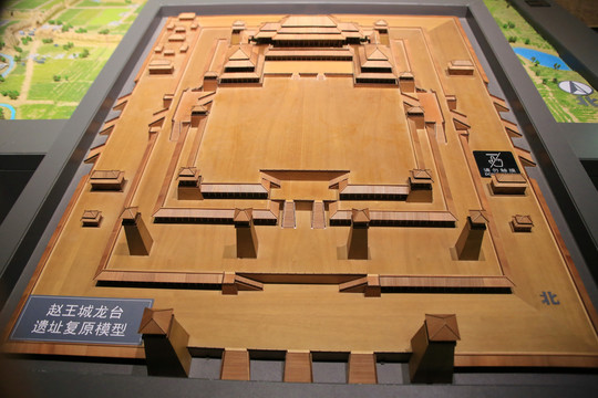 赵王城龙台遗址复原模型