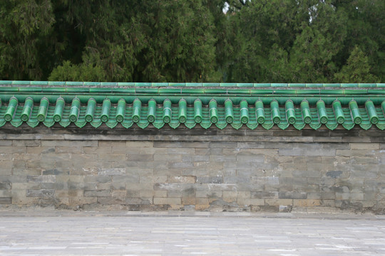 青砖墙绿琉璃瓦