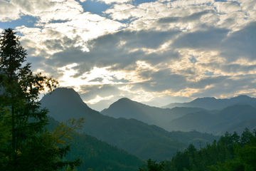 大山暮色风景