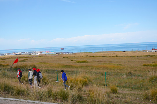 青海湖徒步