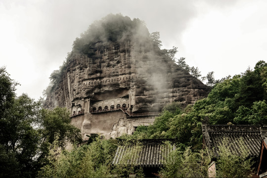 甘肃麦积山石窟