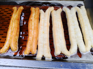 炸油条
