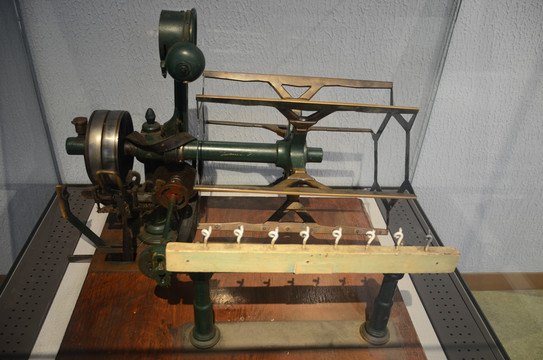 近代纺织机械