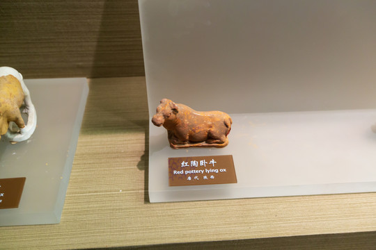 北京中国农业博物馆红陶卧牛
