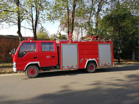 森林消防车