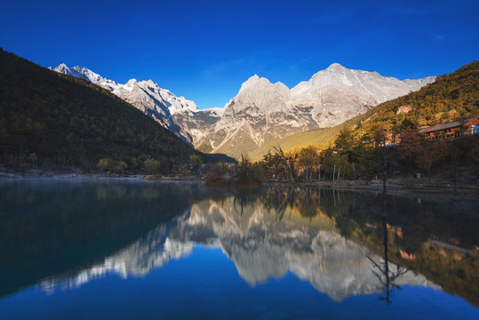 玉龙雪山