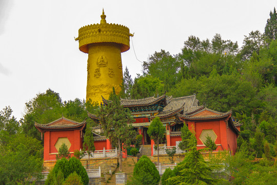 香格里拉大佛寺