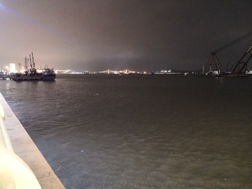 海面夜景