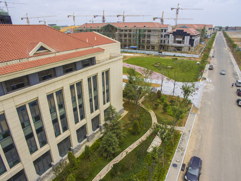 航拍建设中的山东大学青岛校区