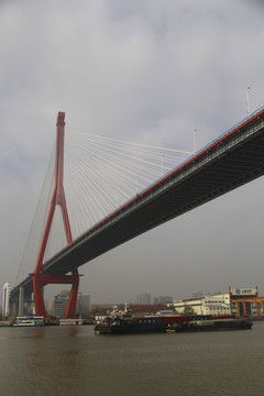 巨轮高架桥
