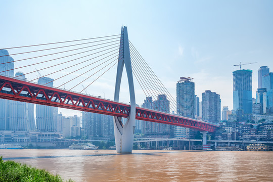 重庆渝中半岛千厮门大桥全景图