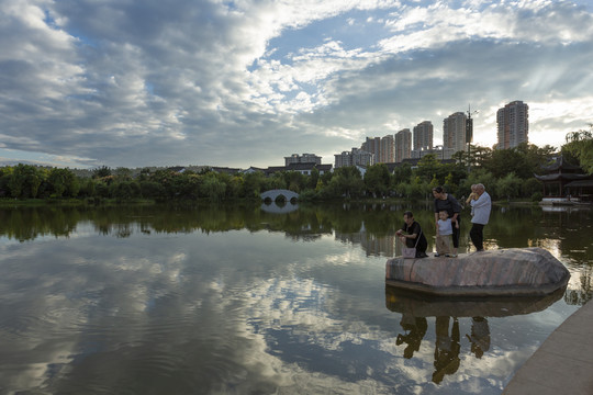 红河水乡