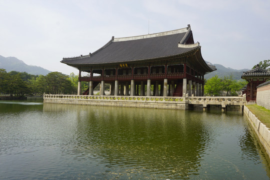 韩国国宝景福宫庆会楼