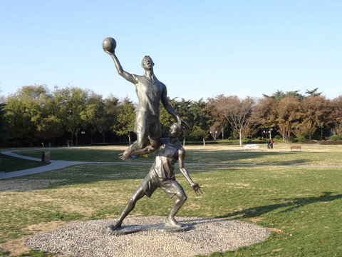 篮球雕塑