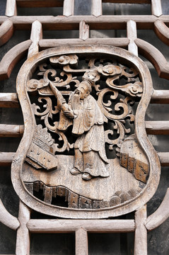 中国民居雕花格子老木门