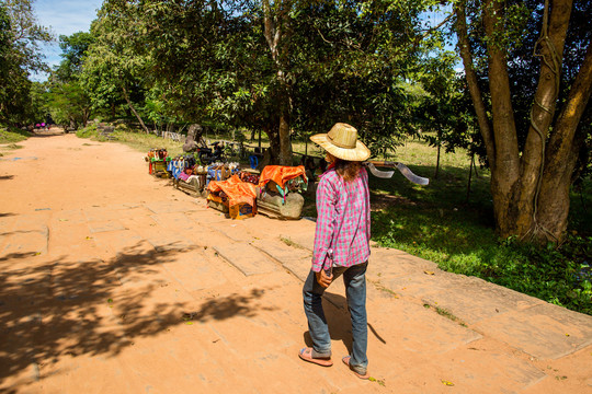 女皇宫外的柬埔寨农民