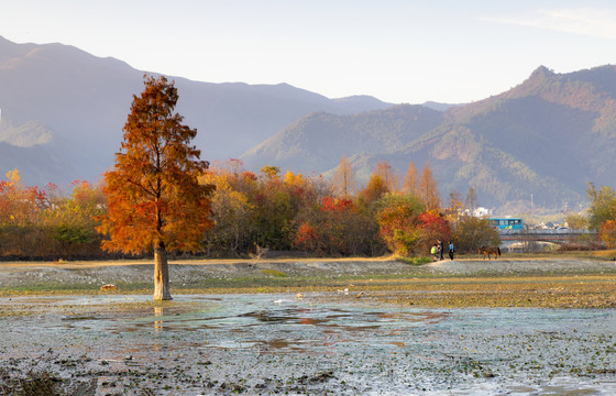 黄山奇墅湖