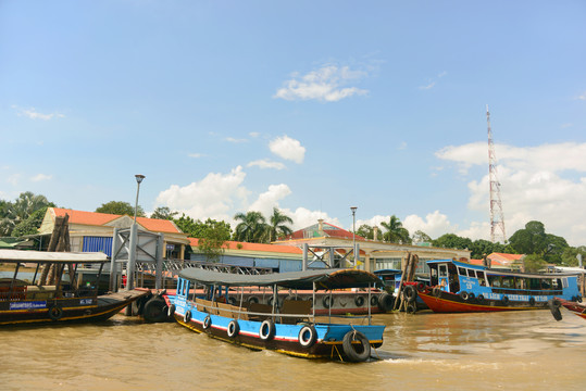 越南美托市九龙江的码头