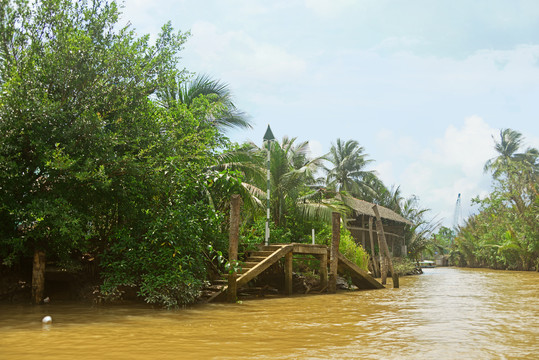 越南湄公河河埠头