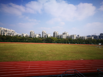 学校跑道田径场