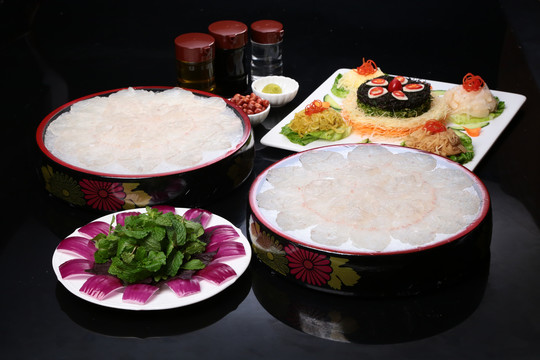 茅岭鲈鱼鱼生
