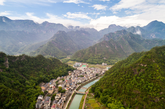 青山绿水