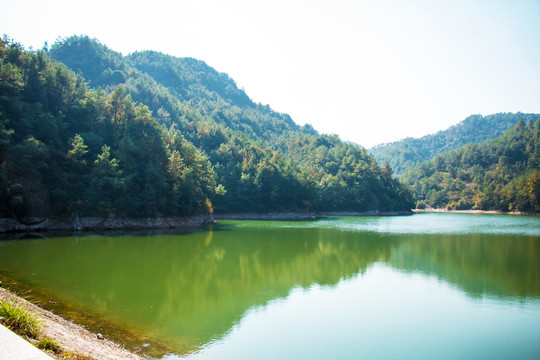 湖景秋韵