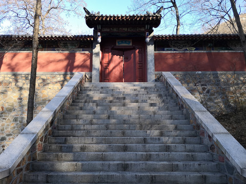 莱州大基山森林公园光月祠