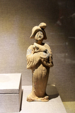 唐朝仕女俑