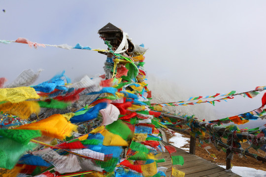 石卡雪山