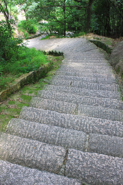 下山石阶