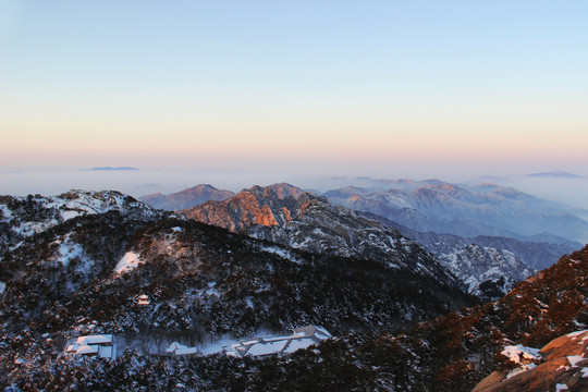 黄山雪景