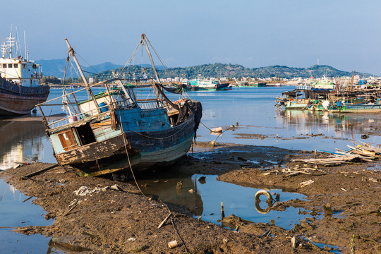 环境受污染的渔港