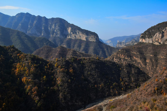 高山深谷自然风景
