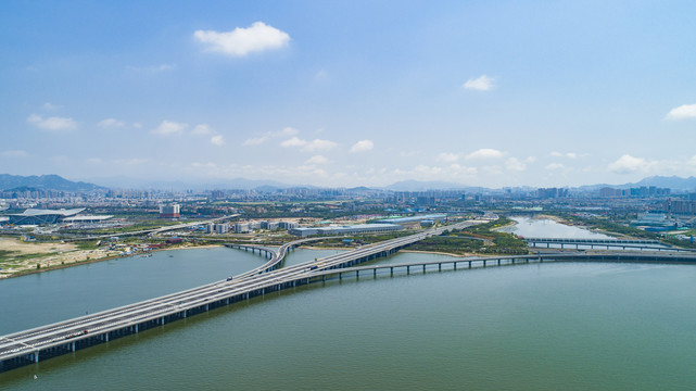 航拍青岛跨海大桥