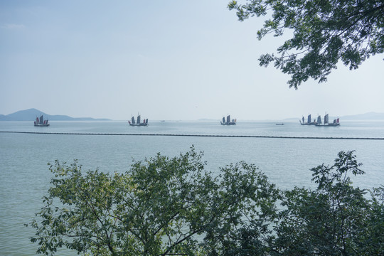 太湖风光与太湖帆船远景