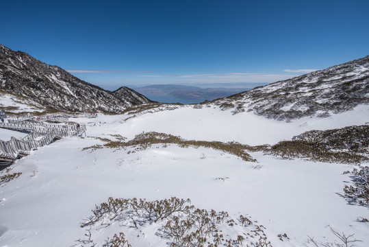 苍山雪