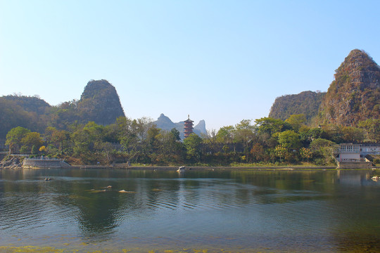 桂林漓江两岸风景